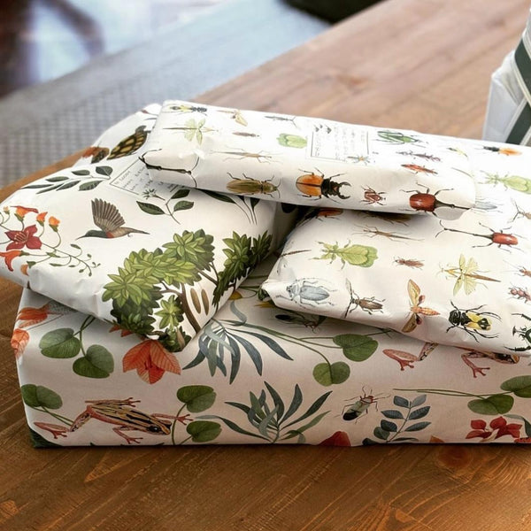 gift wrapping paper