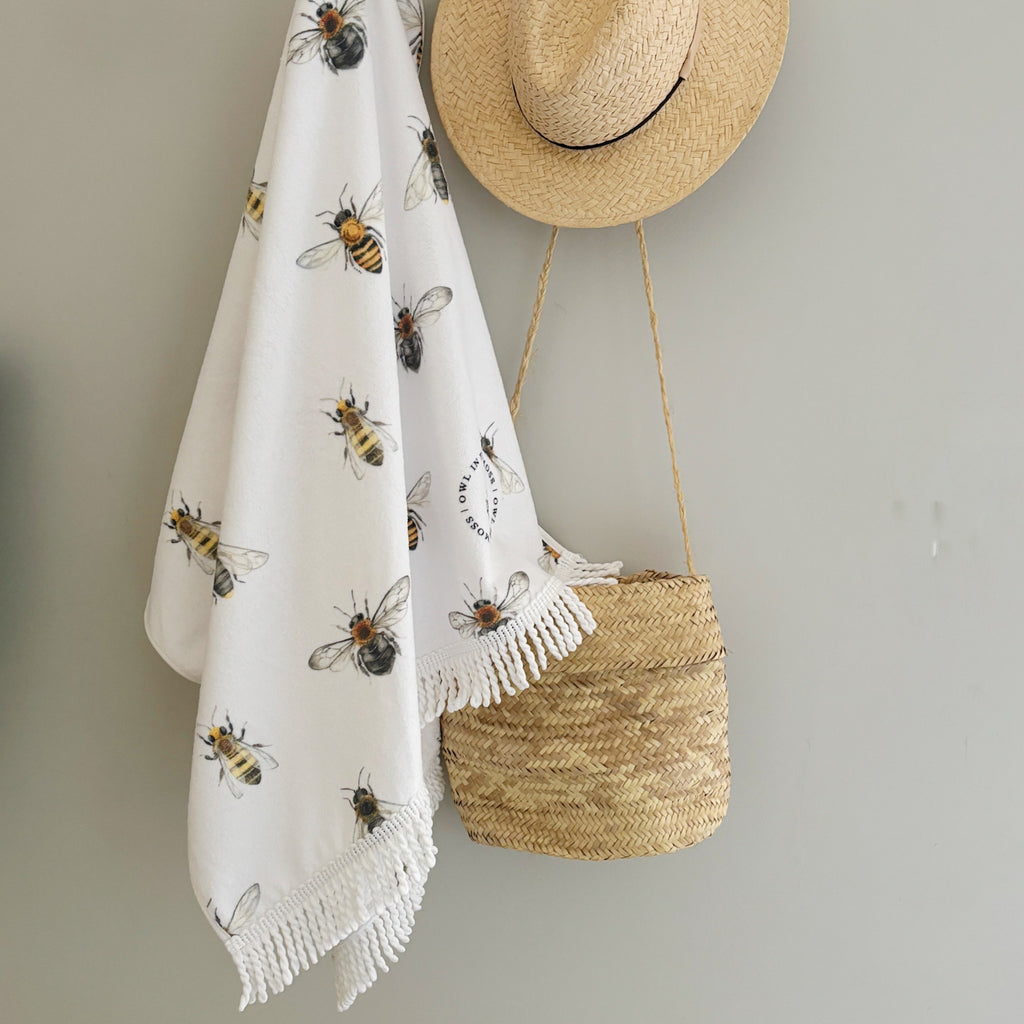 bee towel