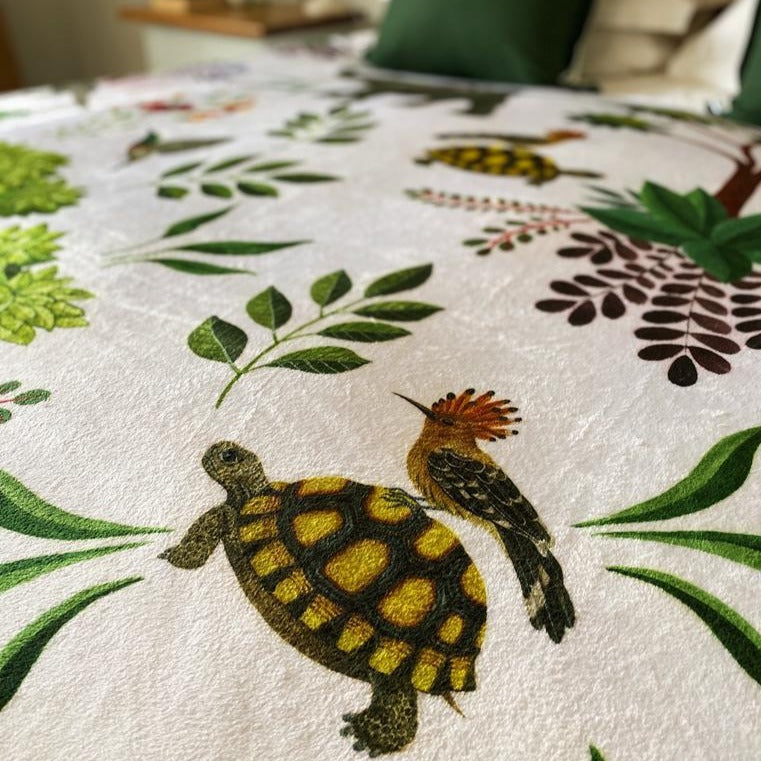 fleece blanket ele & friends large