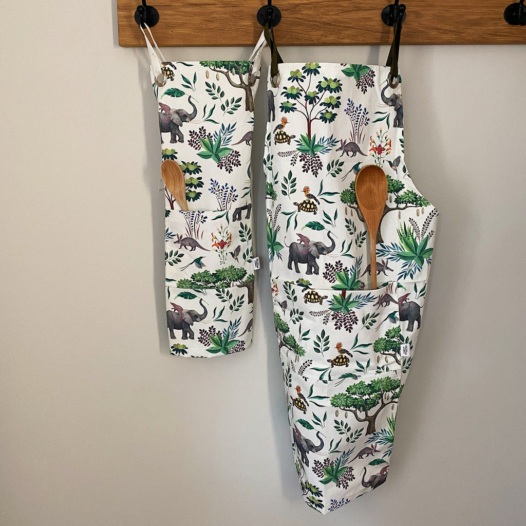 matching aprons kids and adults