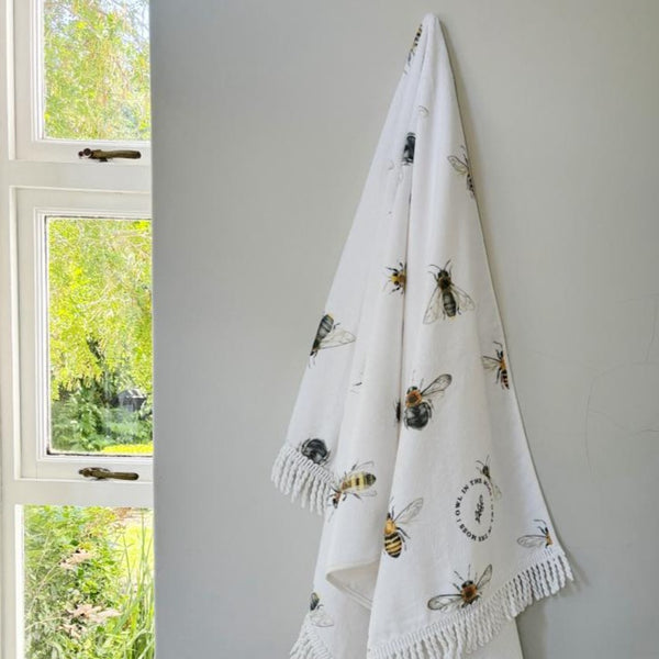 towel bees bath or swimming towel