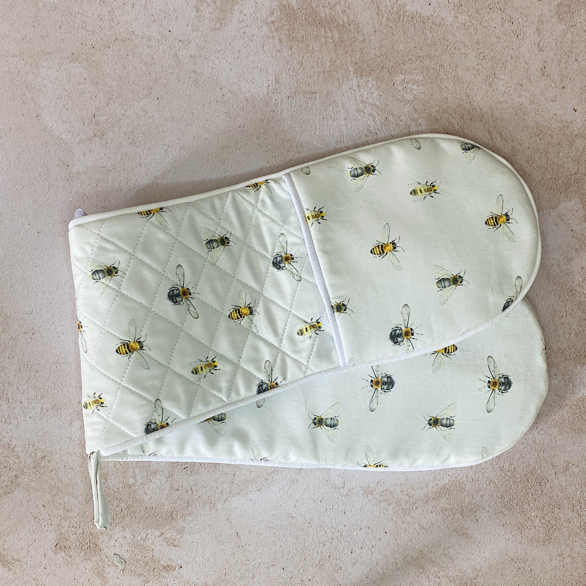 Oven Gloves Bees Owl in the moss