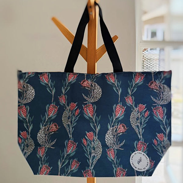 tote bag pangolin recycled plastic 