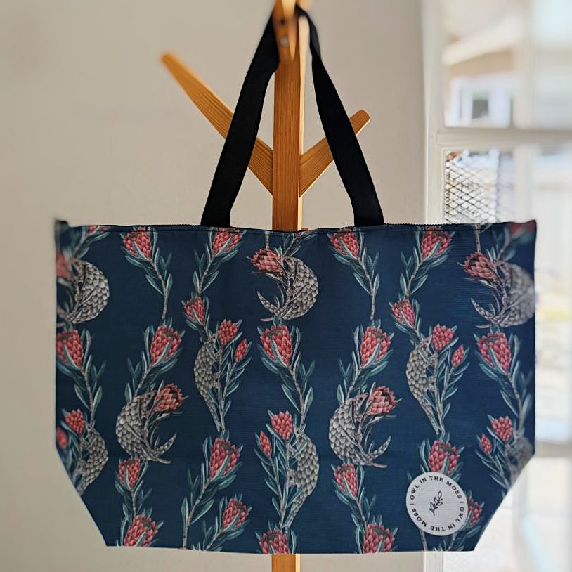 tote bag pangolin recycled plastic 